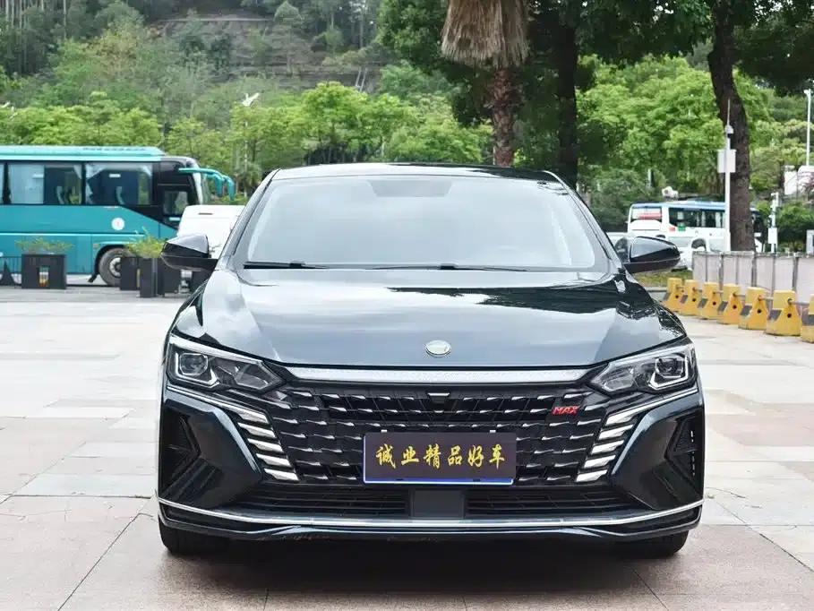 Aeolus Aeolus MAX 2022 1.5T Super Stylish Dad Edition — миниатюра 2