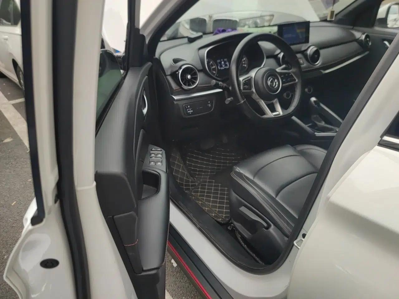 Dongfeng Fengon 500 2022 1.5L CVT Enjoyment Version — миниатюра 19