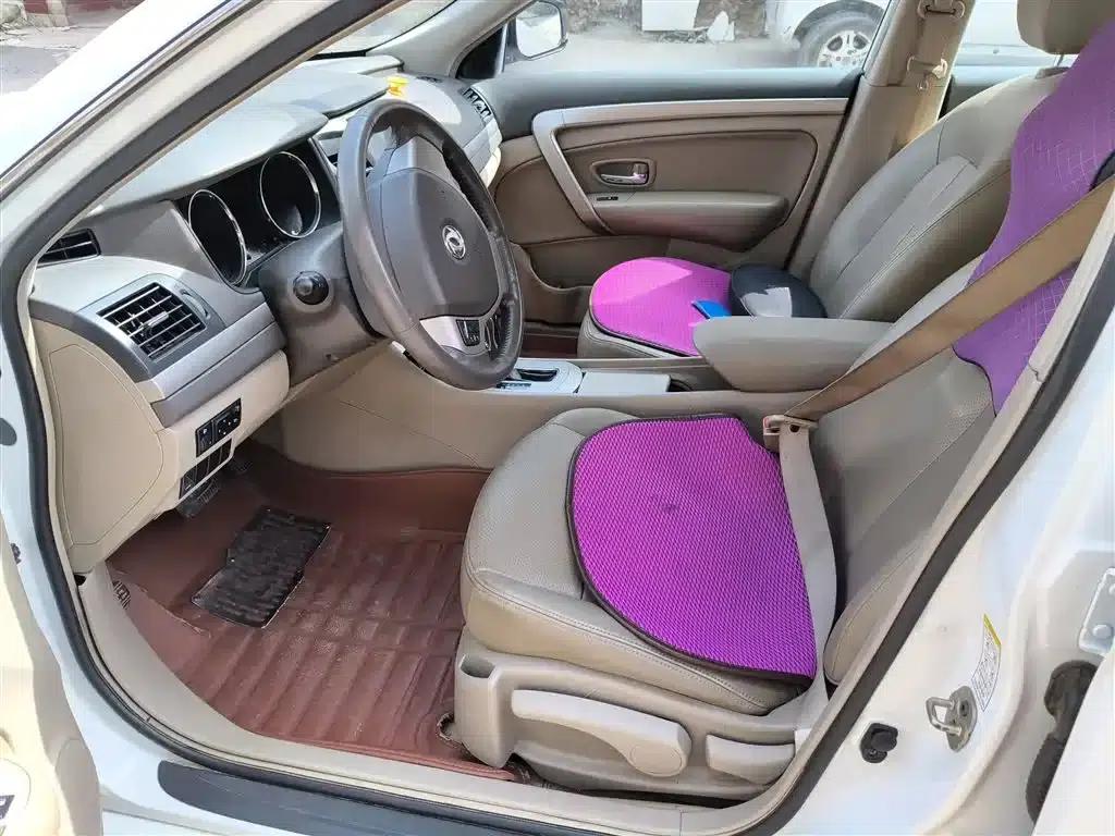 Dongfeng Fengshen A60 2014 Model 1.6L Automatic Premium Edition — миниатюра 8