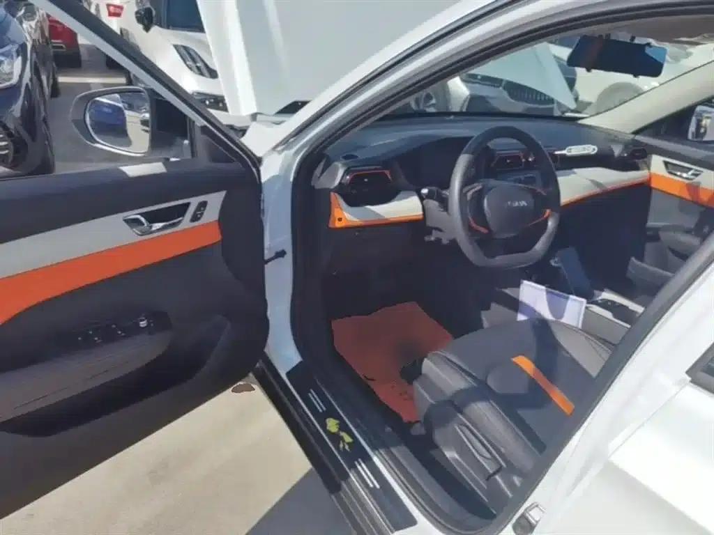 2023 Aeolus Yixuan GS Mach Edition 1.5L Automatic Wealth Creation Edition — миниатюра 16