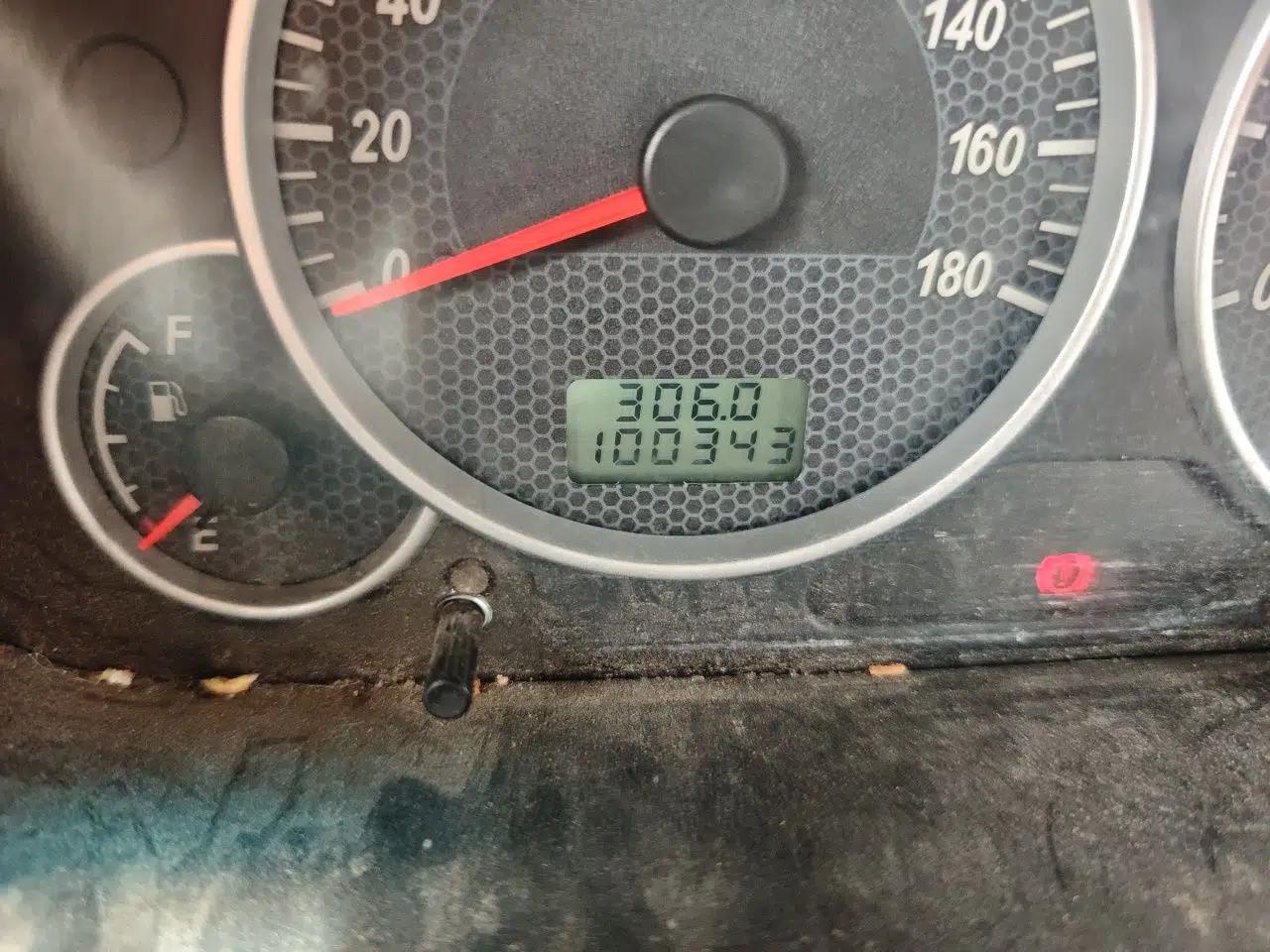 Dongfeng Xiaokang C36 2015 1.5L Standard Version II DK15-06 — миниатюра 13