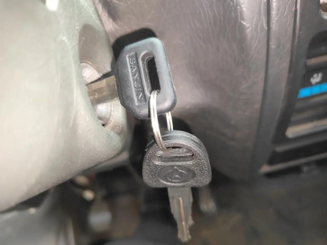 Dongfeng Xiaokang K17 2009 1.0L Base Version AF10-06 — миниатюра 9