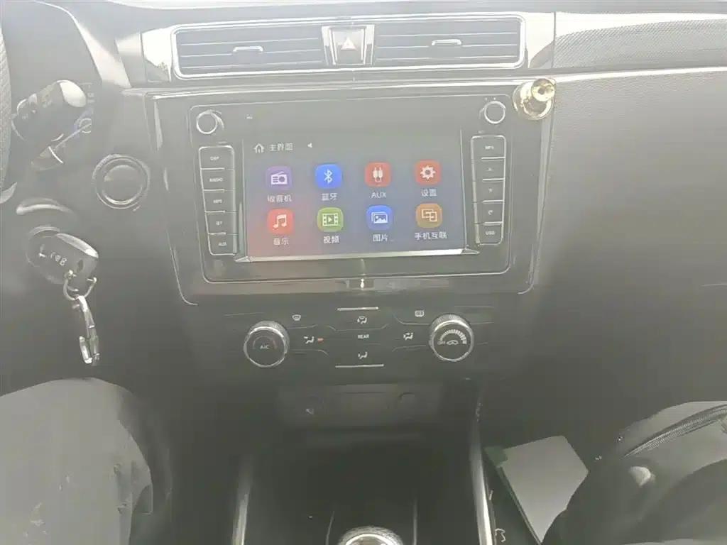 Fengguang 580 2016 Model 1.8L Manual Comfort — миниатюра 13