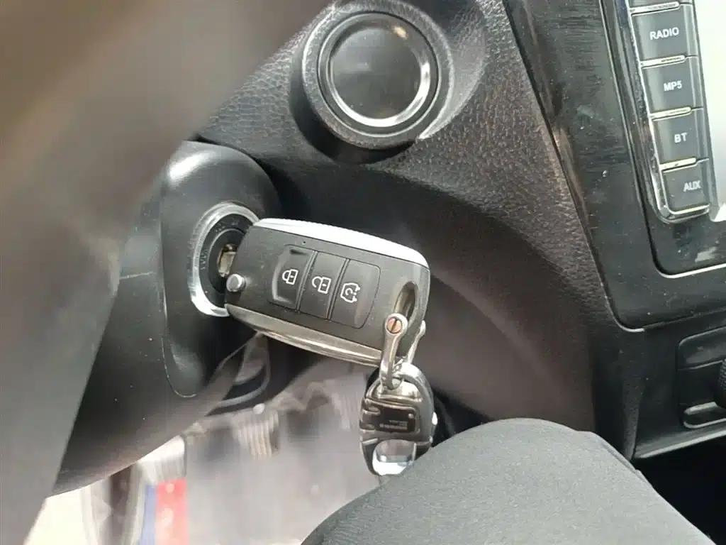 Fengguang 580 2016 Model 1.8L Manual Comfort — миниатюра 9