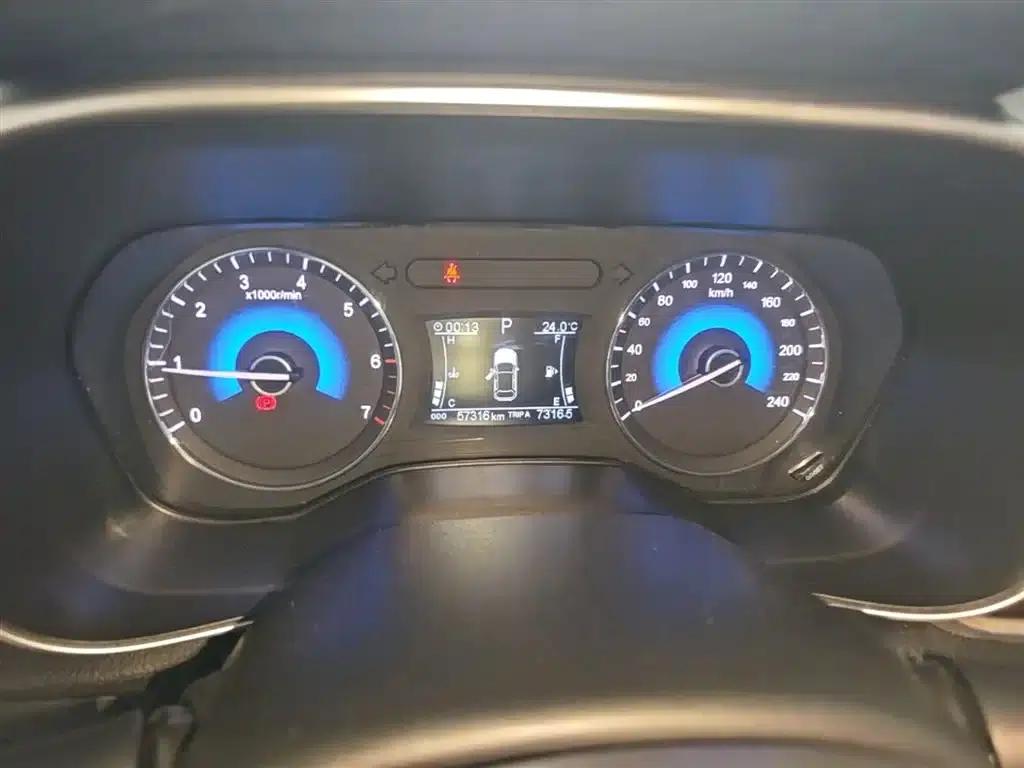 Fengguang 580 2020 1.5T CVT Luxury Edition — миниатюра 12