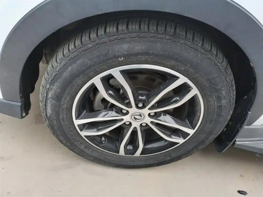 Fengguang 580 2018 Model 1.5T CVT Luxury — миниатюра 23