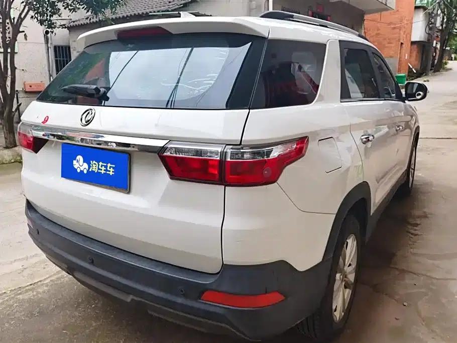 Fengguang S560 2018 Model 1.8L CVT Elite 5-Seater — миниатюра 3