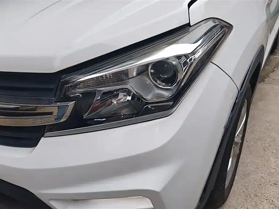 Fengguang S560 2018 Model 1.8L CVT Elite 5-Seater — миниатюра 5