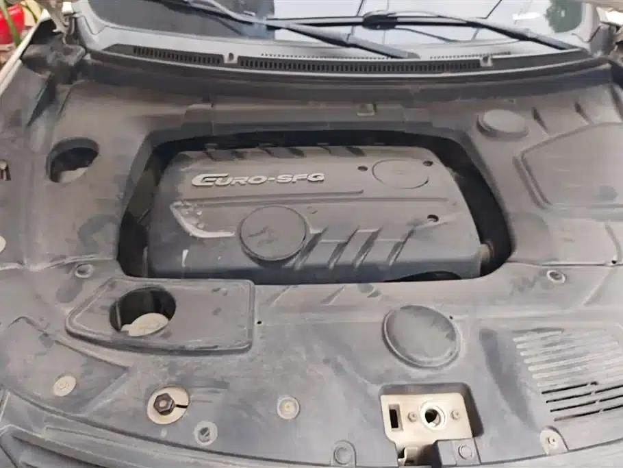 Fengguang S560 2018 Model 1.8L CVT Elite 5-Seater — миниатюра 10
