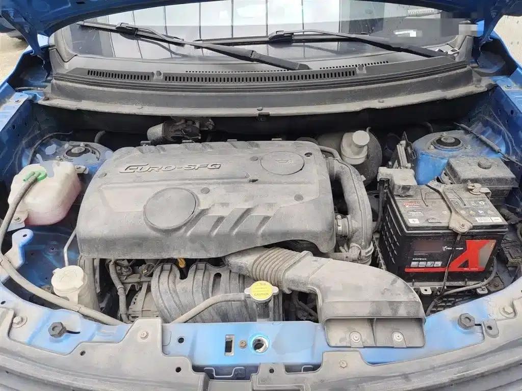 Fengguang S560 2018 Model 1.8L CVT Elite 7-Seater — миниатюра 17