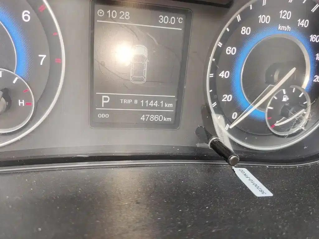 Fengguang S560 2018 Model 1.8L CVT Elite 7-Seater — миниатюра 9