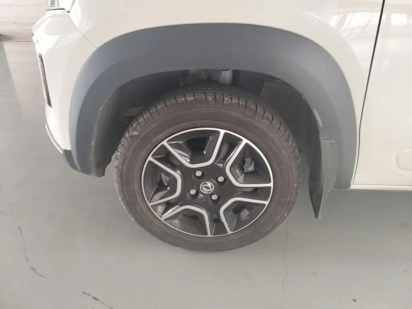Dongfeng NAMMI BOX 2022 Chasing Wind Edition 351 km Advanced Model — миниатюра 9