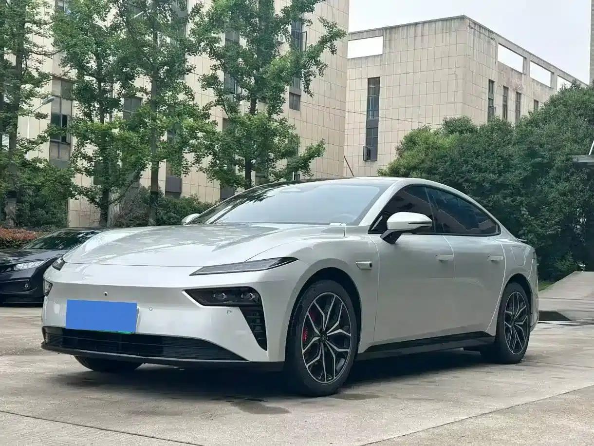eπ007 2025 Pure Electric 565 AWD Max Navigator Edition — миниатюра 1