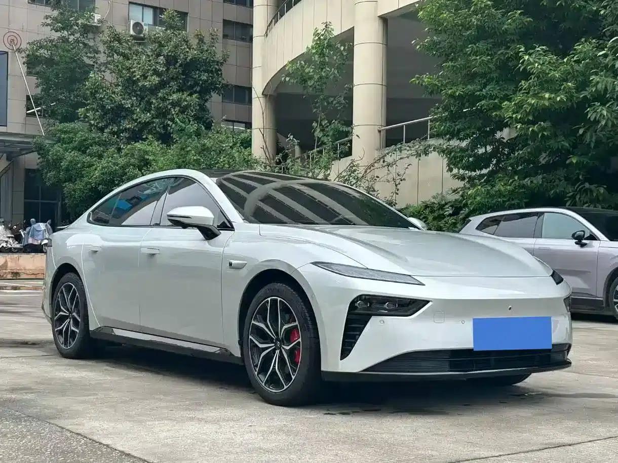 eπ007 2025 Pure Electric 565 AWD Max Navigator Edition — миниатюра 3