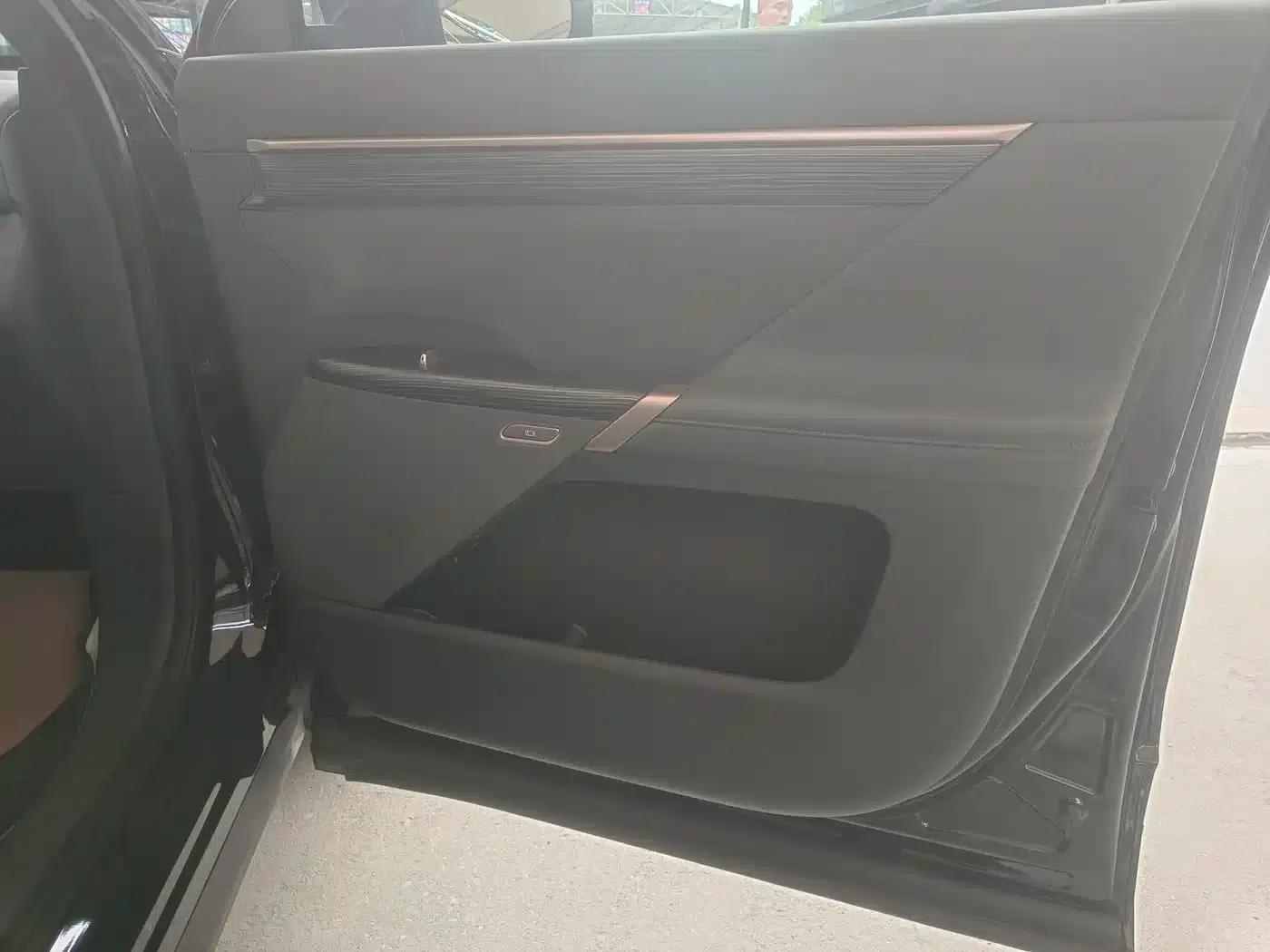 eπ008 2025 636Ultra Pure Electric Version 5-Seater — миниатюра 4
