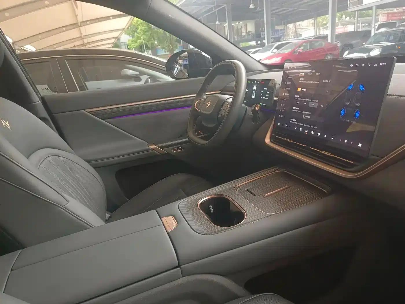 eπ008 2025 636Ultra Pure Electric Version 5-Seater — миниатюра 7