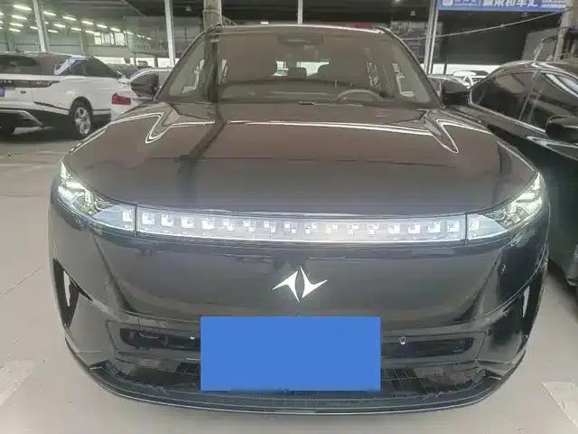 eπ008 2025 636Ultra Pure Electric Version 5-Seater