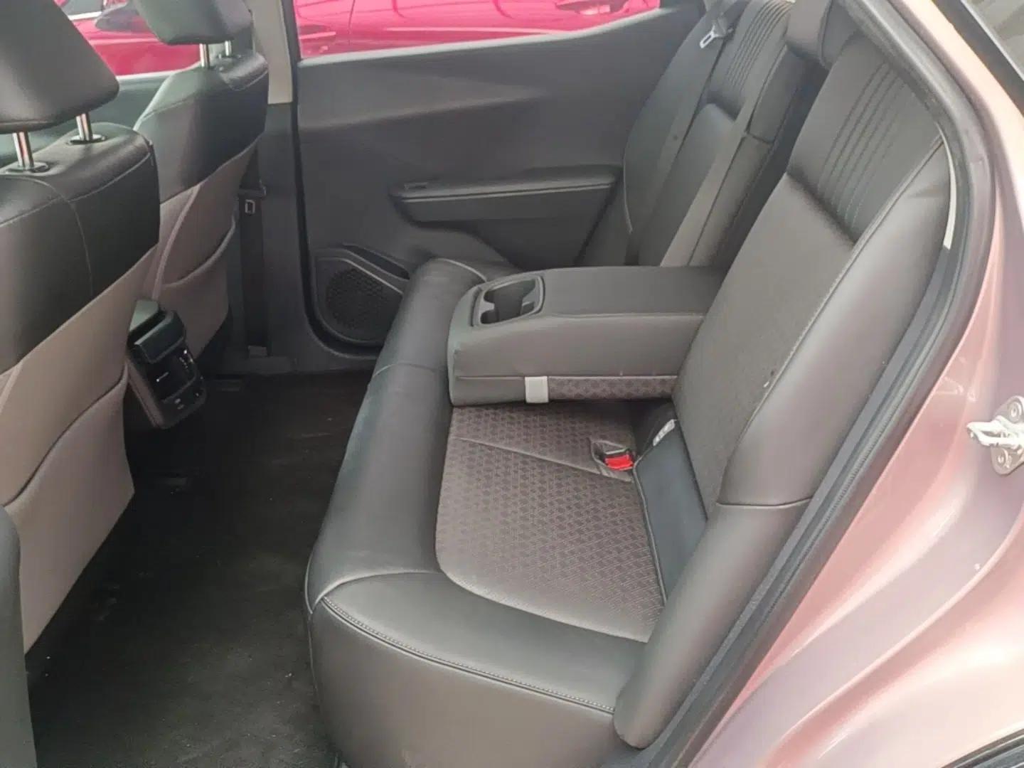 Toyota bZ3 2023 616 km Long-Range Premium — миниатюра 20