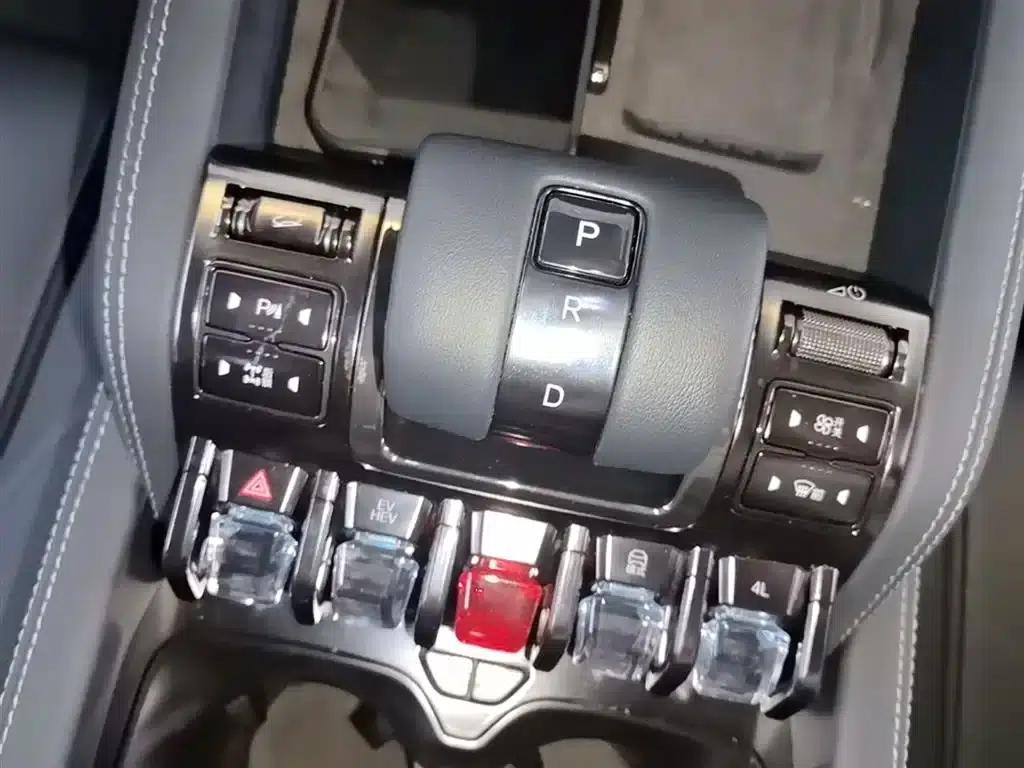 Leopard 5 2025 Model 125KM Ultra Edition — миниатюра 14