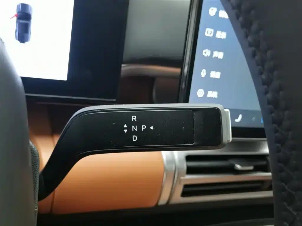 Titanium 7 2025 Model 190KM 4WD Ultra Edition — миниатюра 13