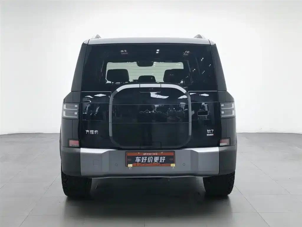 Titanium 7 2025 Model 190KM 4WD Ultra Edition — миниатюра 4
