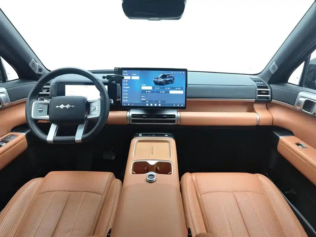 Titanium 7 2025 Model 190KM 4WD Ultra Edition — миниатюра 5