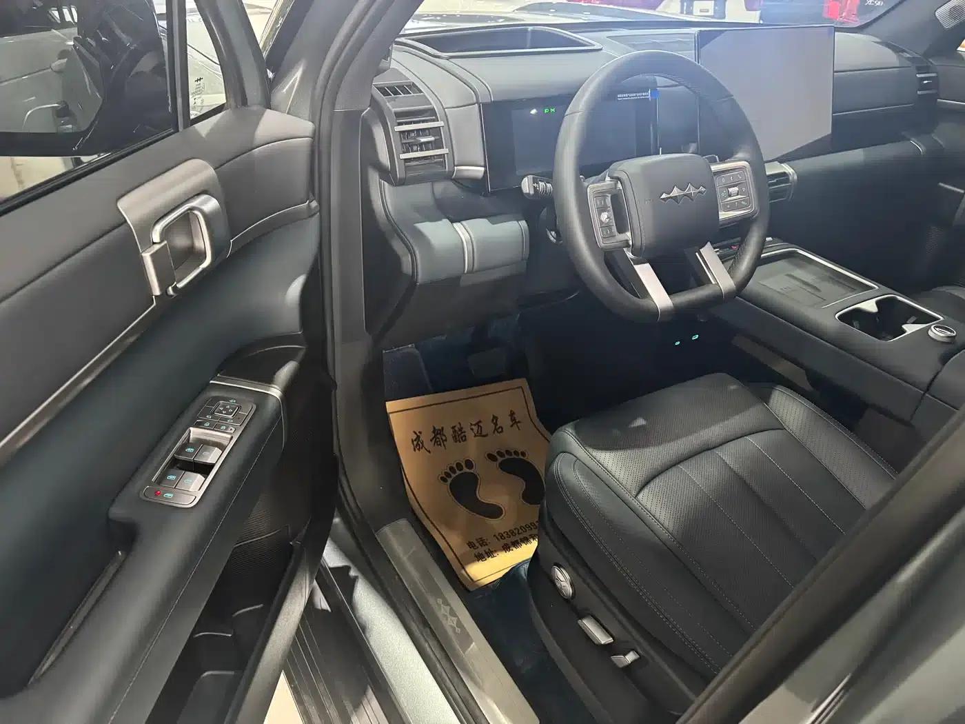 Titanium 7 2025 Model 190KM 4WD Ultra Edition — миниатюра 12
