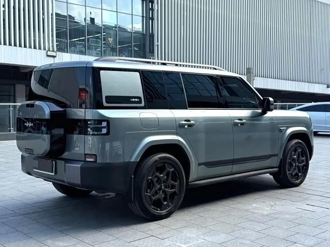 Titanium 7 2025 Model 190KM 4WD Ultra Edition — миниатюра 6