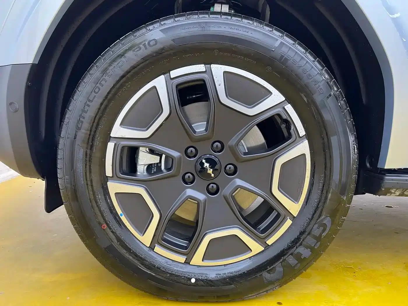 Titanium 7 2025 Model 200KM 2WD Max Edition — миниатюра 9