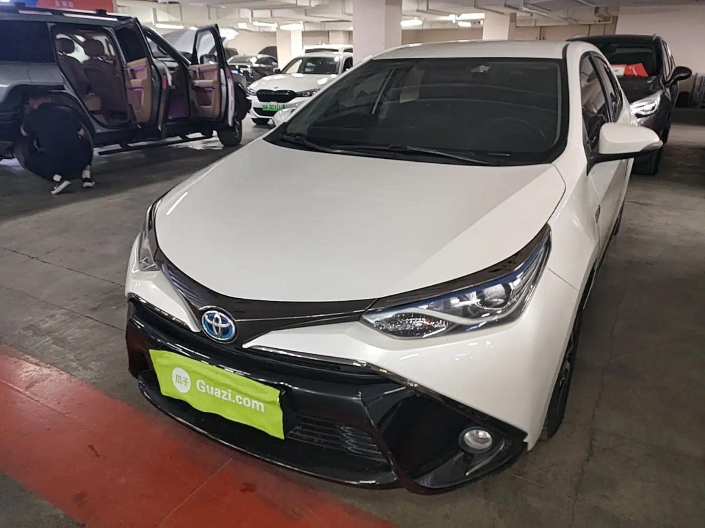 Toyota Levin Hybrid E+ 2019 1.8L PH GS E-CVT Elite Edition — миниатюра 1