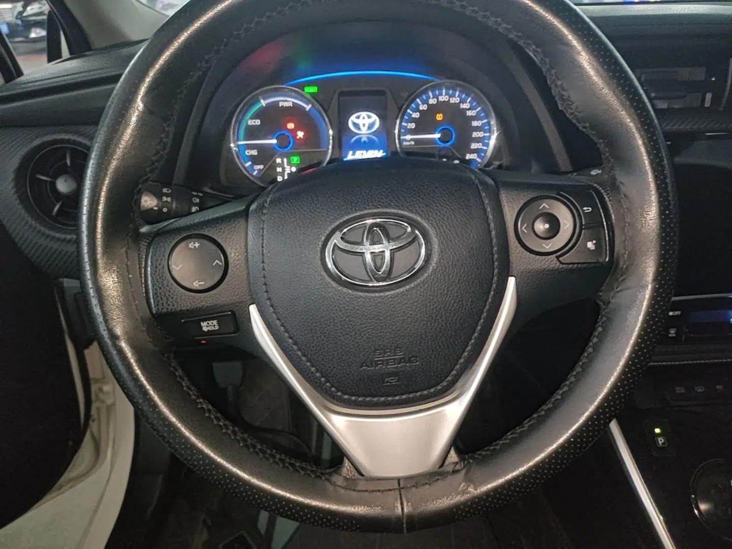 Toyota Levin Hybrid E+ 2019 1.8L PH GS E-CVT Elite Edition — миниатюра 14