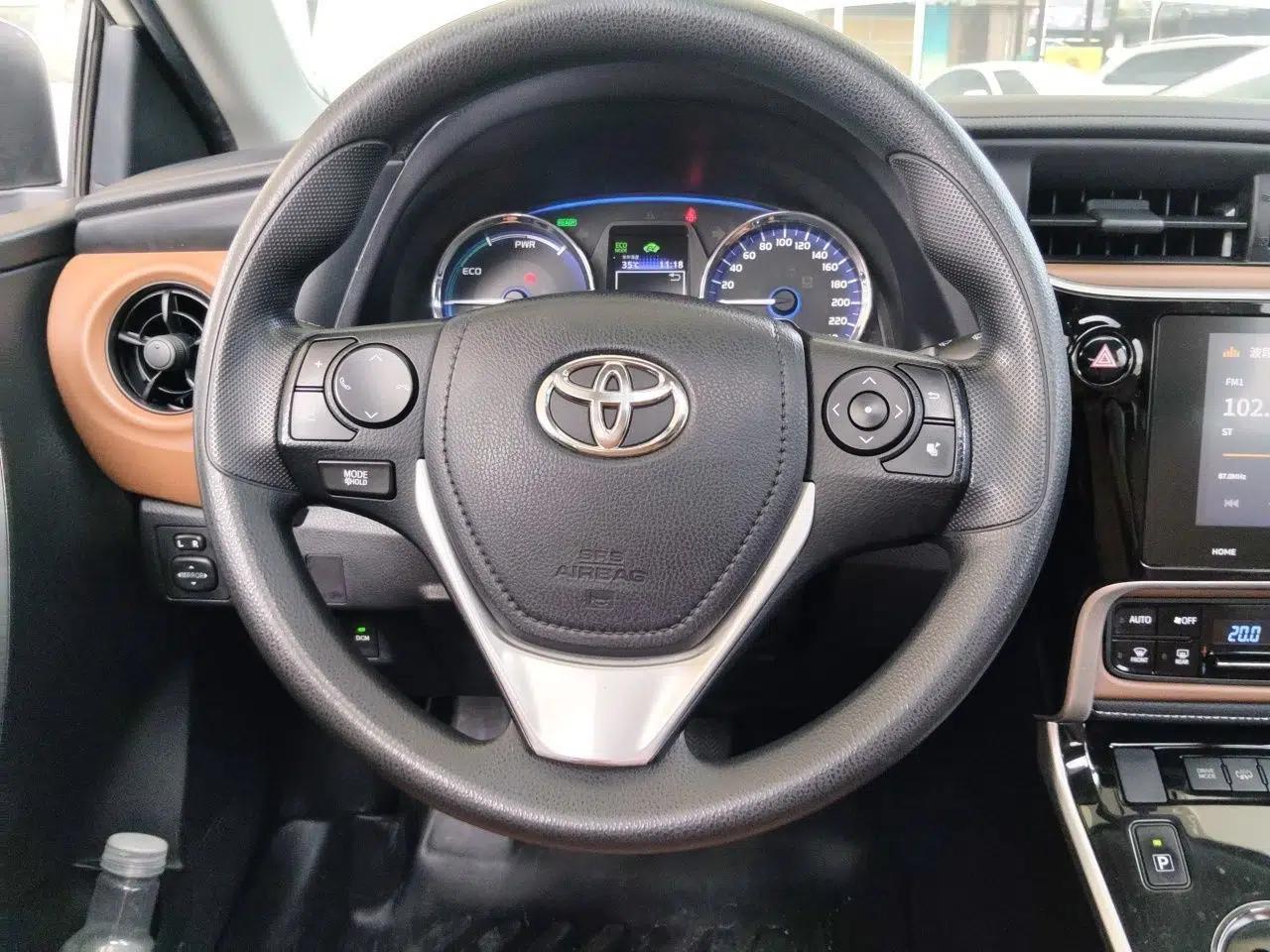 Toyota Levin Hybrid E+ 2019 1.8L GS E-CVT Elite Model with Sunroof — миниатюра 11