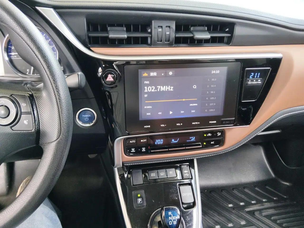 Toyota Levin Hybrid E+ 2019 1.8L GS E-CVT Elite Model with Sunroof — миниатюра 14