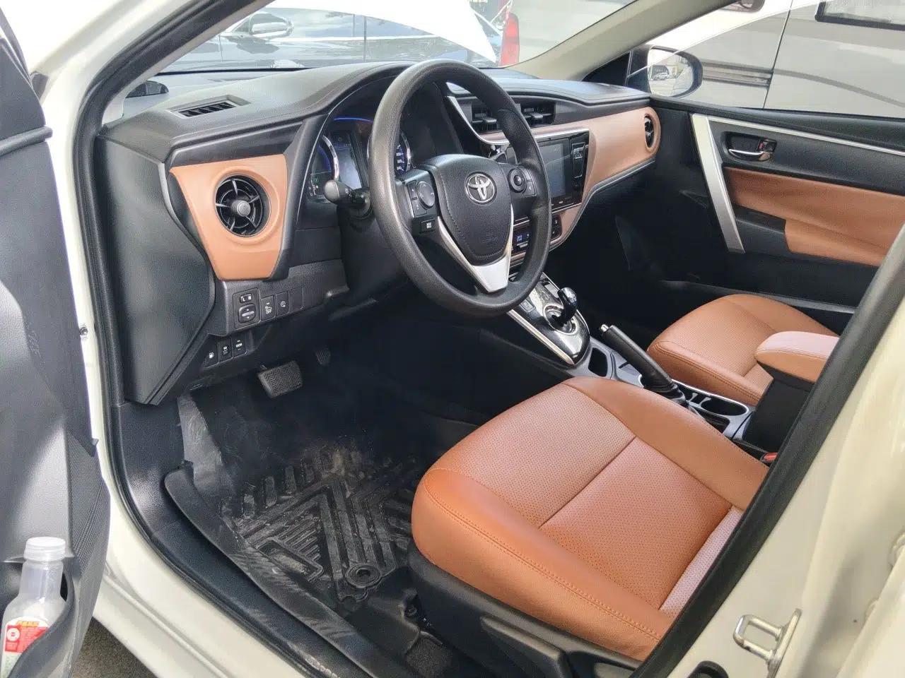 Toyota Levin Hybrid E+ 2019 1.8L GS E-CVT Elite Model with Sunroof — миниатюра 17