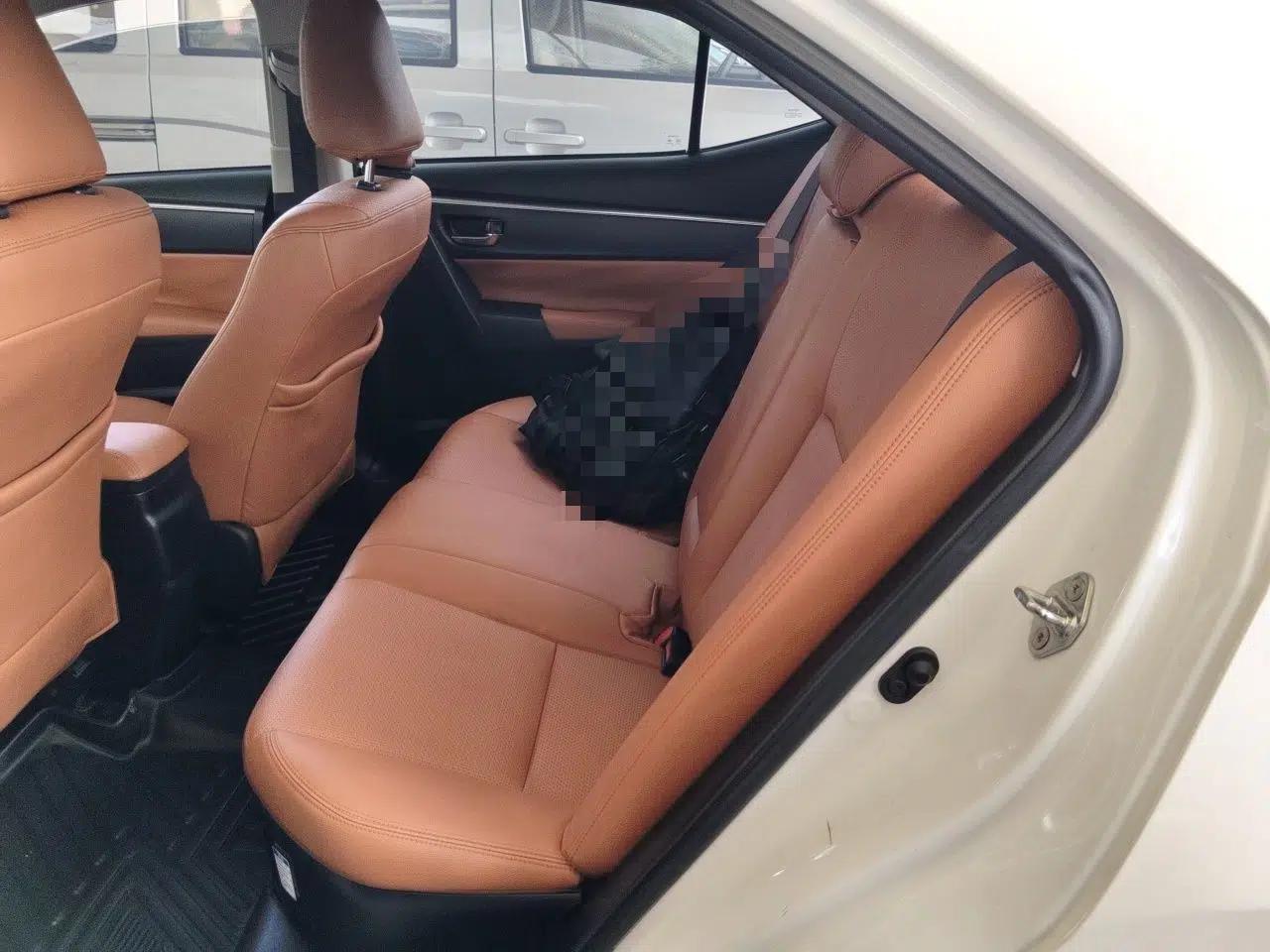 Toyota Levin Hybrid E+ 2019 1.8L GS E-CVT Elite Model with Sunroof — миниатюра 18