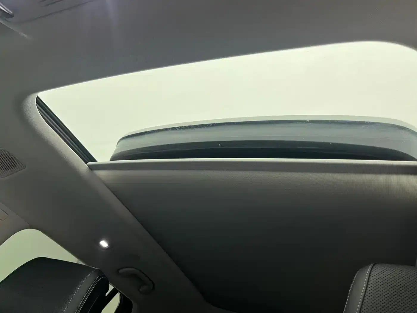 Titanium 3 2025 Facelift 501KM AWD Drone Edition — миниатюра 12