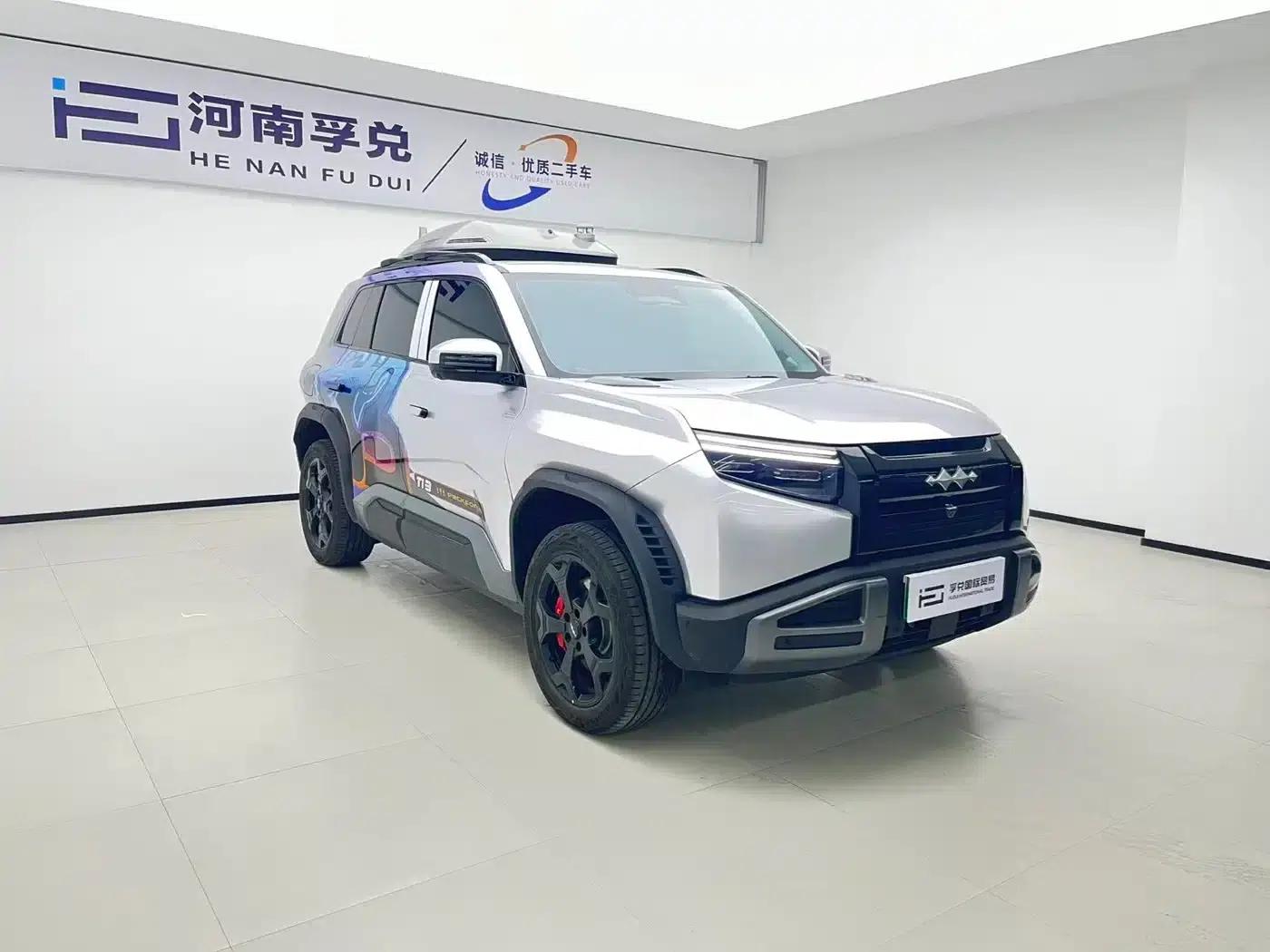 Titanium 3 2025 Facelift 501KM AWD Drone Edition — миниатюра 3