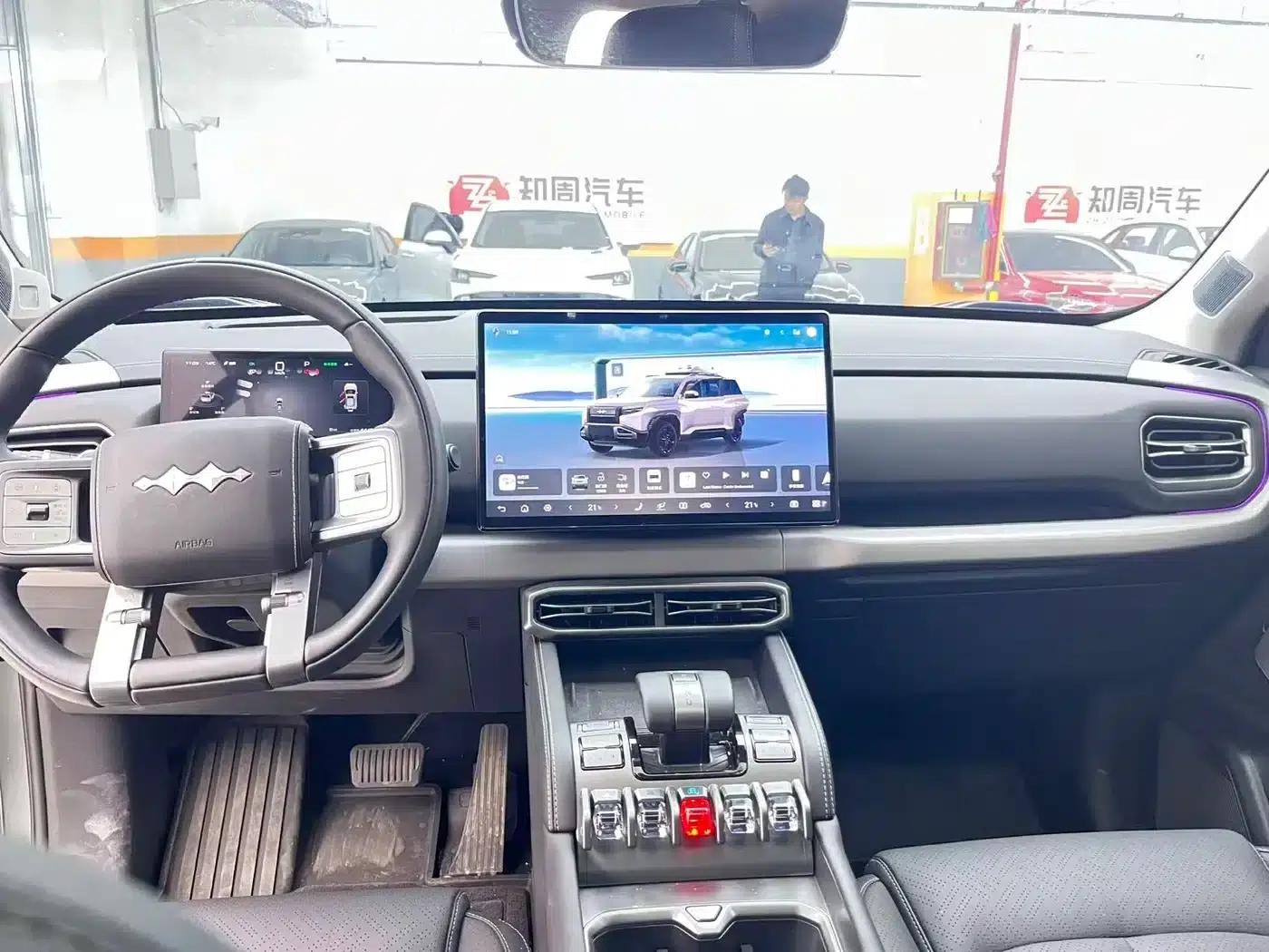 Titanium 3 2025 Facelift 501KM AWD Drone Edition — миниатюра 8