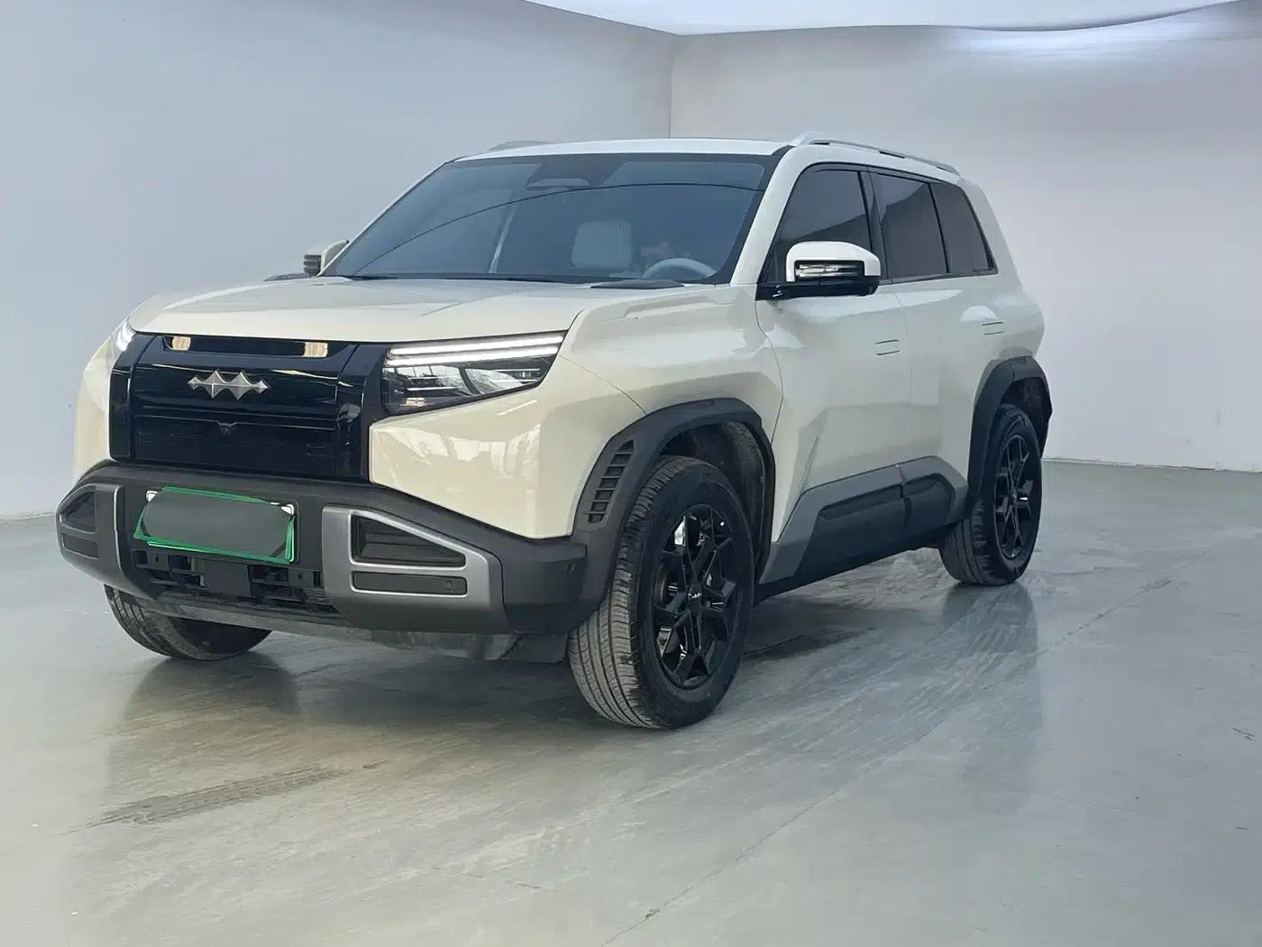 Titanium 3 2025 Model 501KM Rear-Wheel Drive Max Edition — миниатюра 1