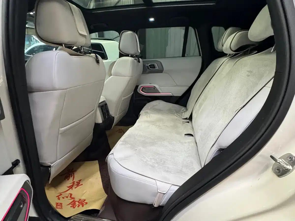 Titanium 3 2025 Model 501KM Rear-Wheel Drive Max Edition — миниатюра 17