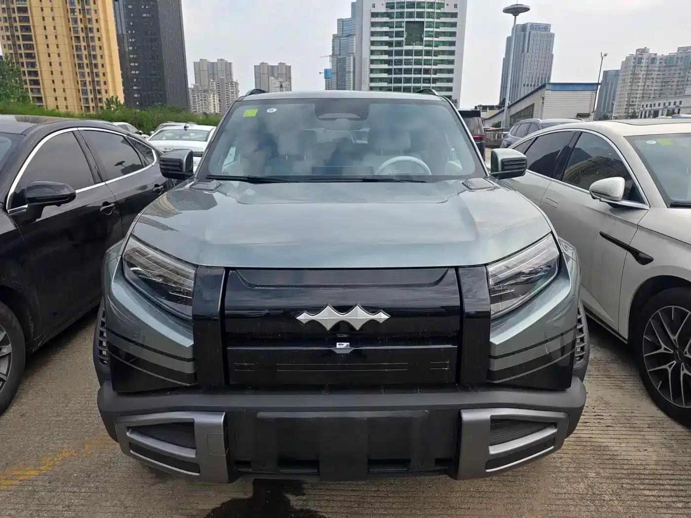 Titanium 3 2025 501KM AWD Max Edition — миниатюра 2
