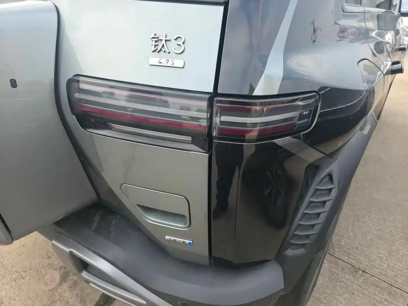 Titanium 3 2025 501KM AWD Max Edition — миниатюра 15