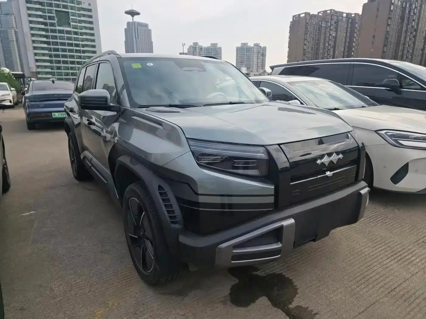 Titanium 3 2025 501KM AWD Max Edition — миниатюра 3