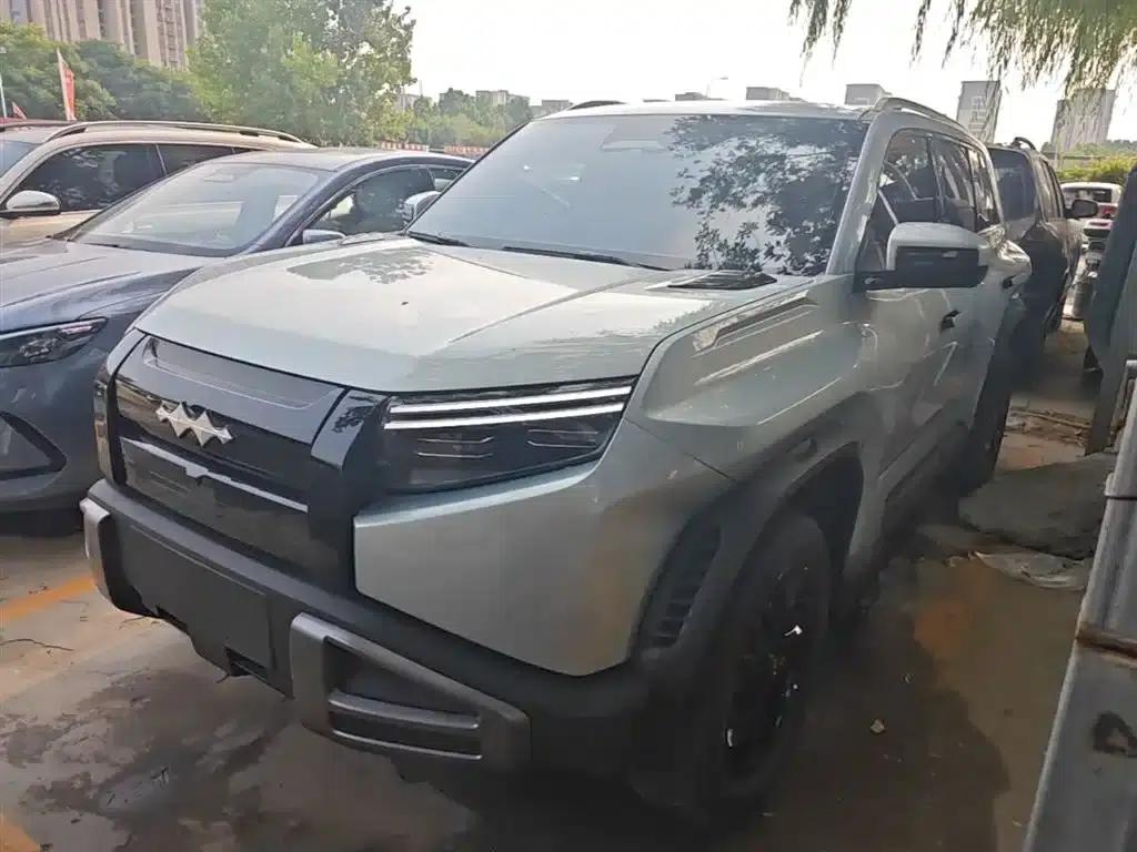 Titanium 3 2025 Model 501KM Rear-Wheel Drive Max Edition — миниатюра 2