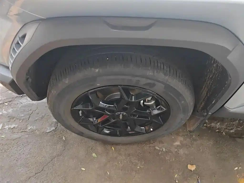 Titanium 3 2025 Model 501KM Rear-Wheel Drive Max Edition — миниатюра 23