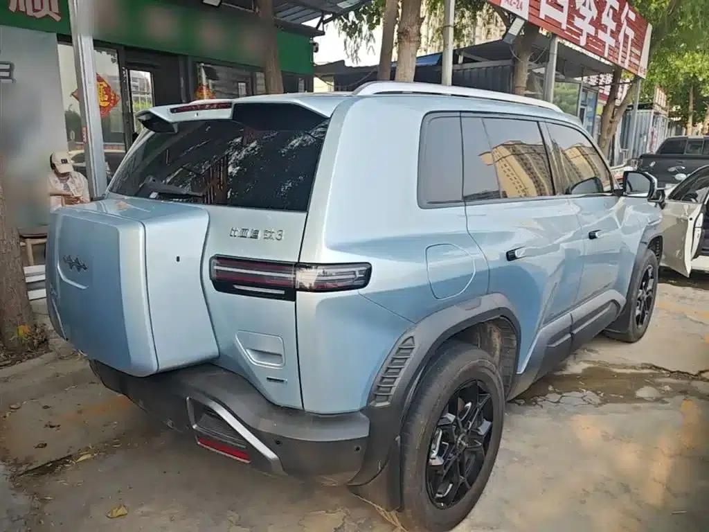 Titanium 3 2025 Model 501KM Rear-Wheel Drive Max Edition — миниатюра 7
