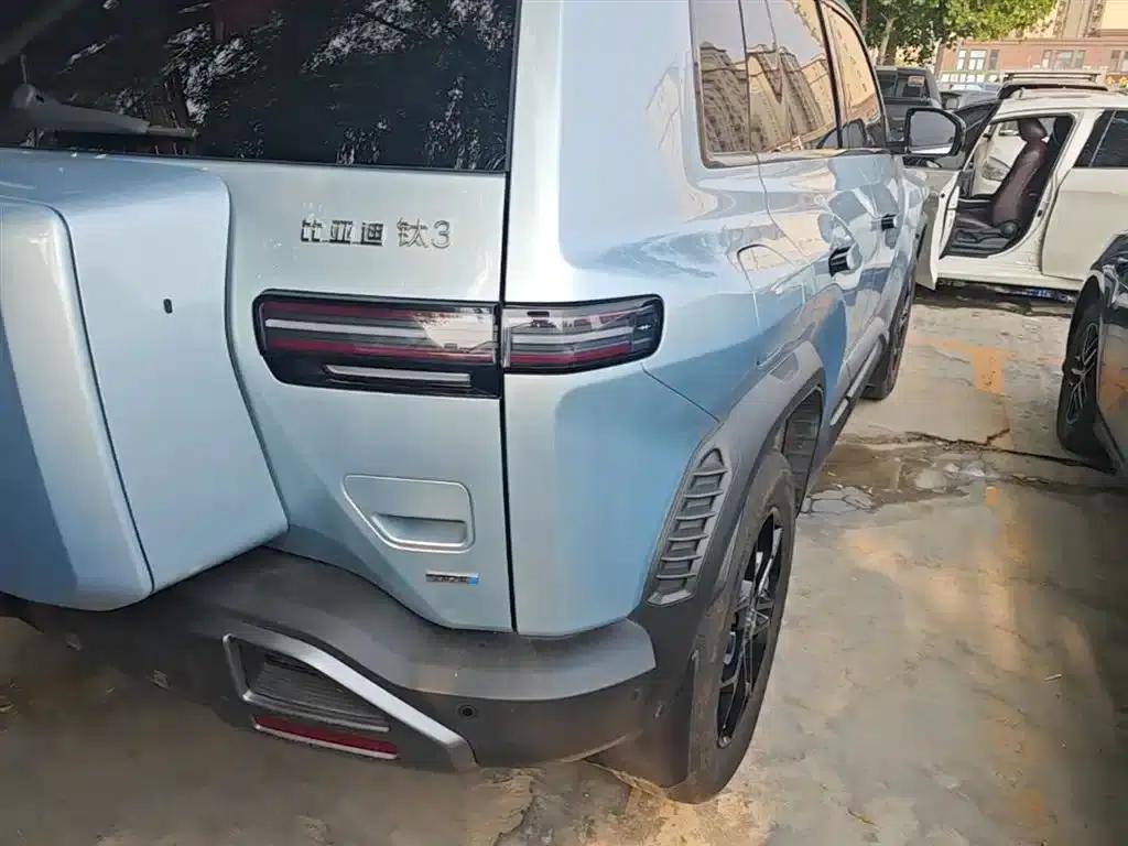 Titanium 3 2025 Model 501KM Rear-Wheel Drive Max Edition — миниатюра 8