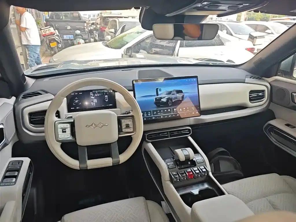 Titanium 3 2025 Model 501KM Rear-Wheel Drive Max Edition — миниатюра 10