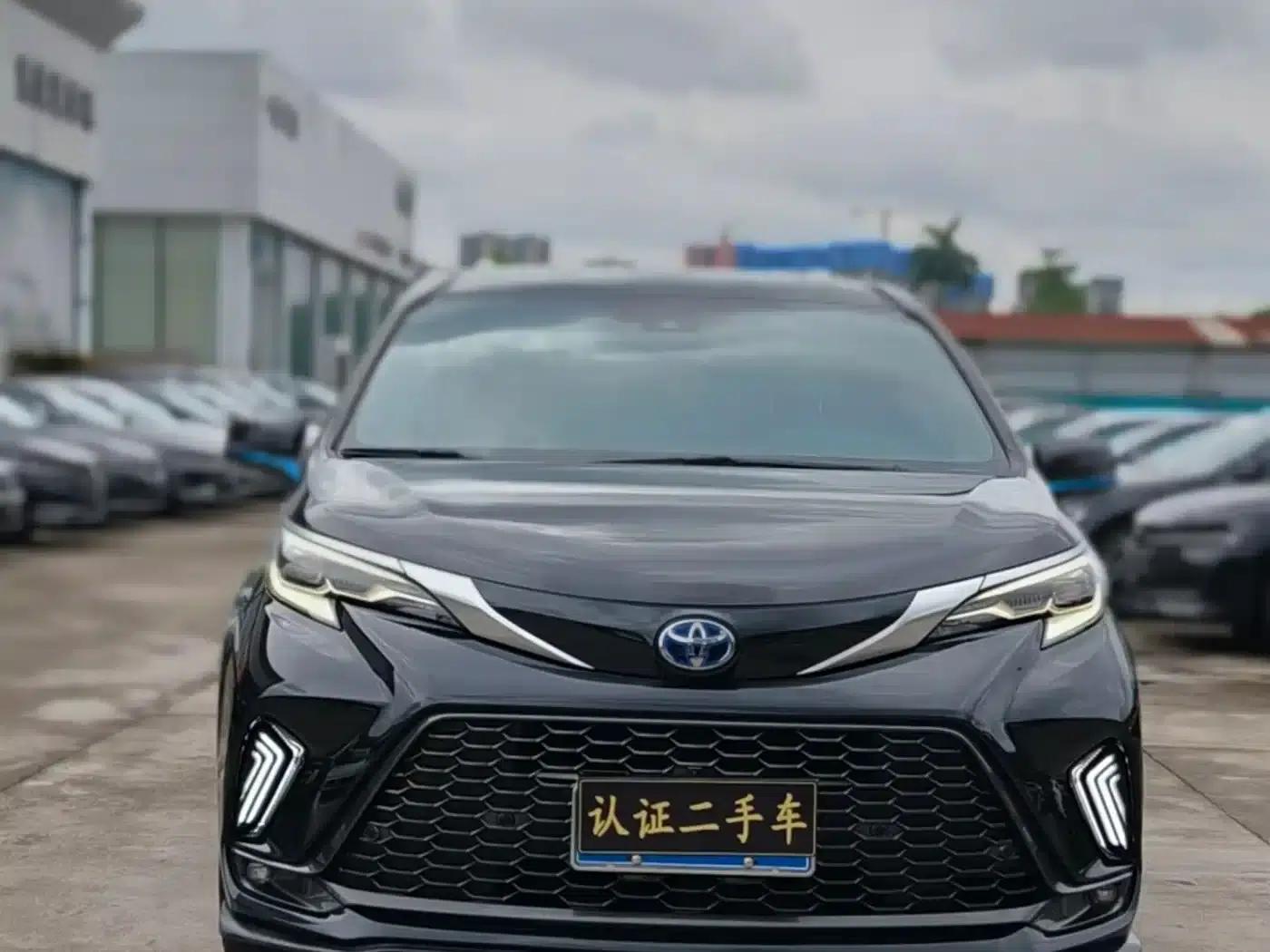 2023 Grevia 2.5L Hybrid VIP Edition — миниатюра 2