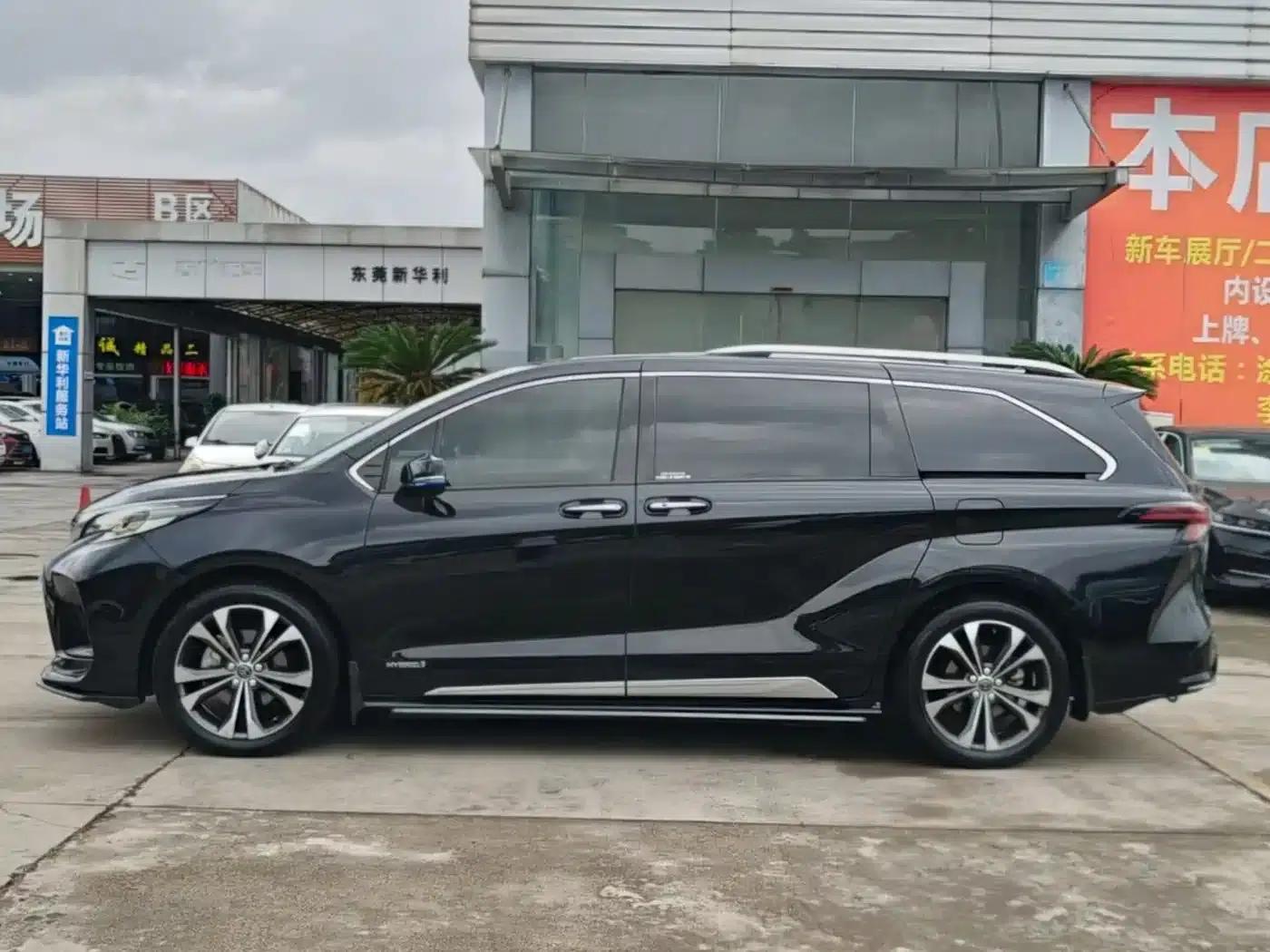 2023 Grevia 2.5L Hybrid VIP Edition — миниатюра 4